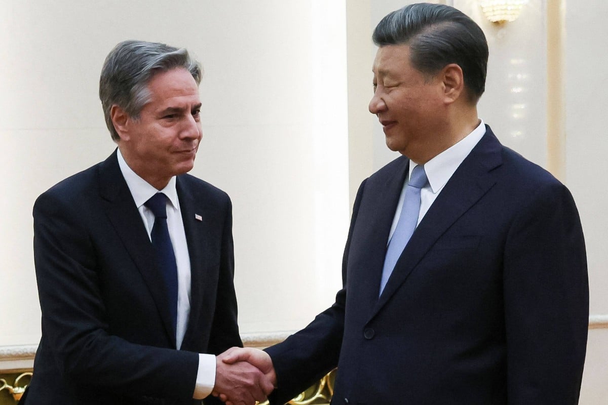 US Secretary of State Antony Blinken shakes hands with Chinese President Xi Jinping in the Great Hall of the People in Beijing, China on Monday, June 19, 2023. Photo: AFP